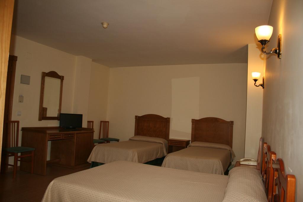 Sagunto Hotel Austria 76 מראה חיצוני תמונה