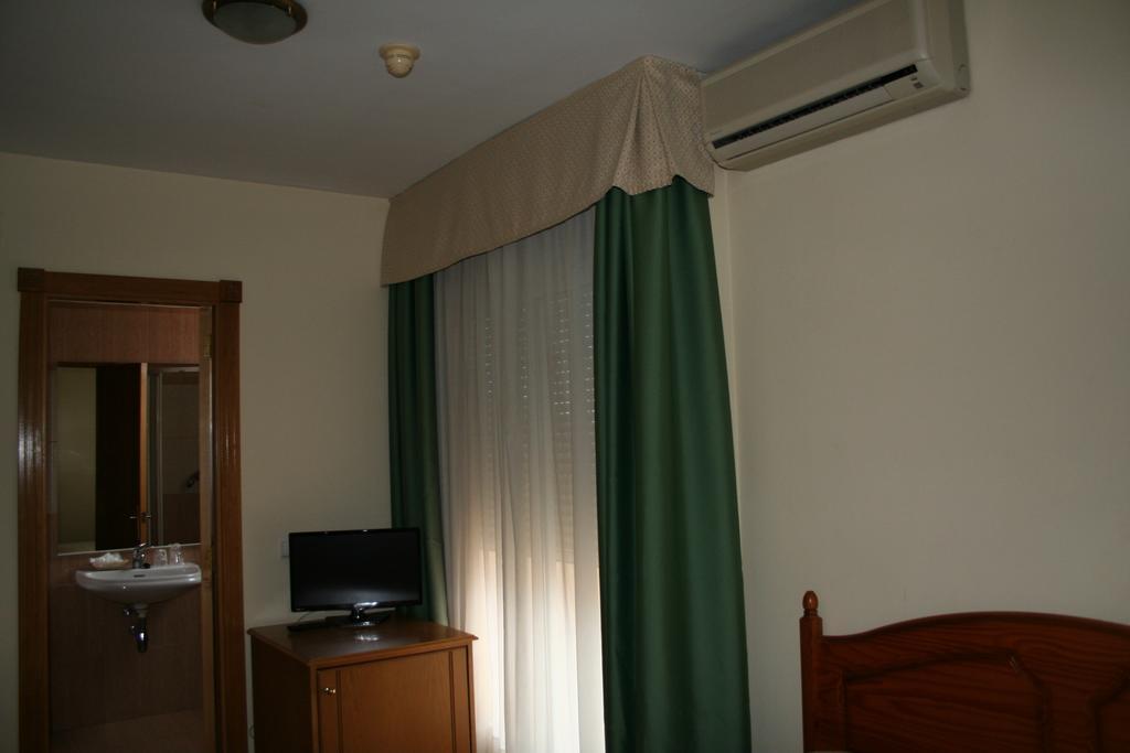 Sagunto Hotel Austria 76 מראה חיצוני תמונה